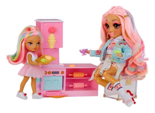 Rainbow High set cu micuța soră – cofetărie