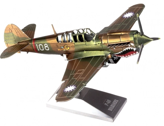 Puzzlă 3D Metal Earth P-40 Warhawk