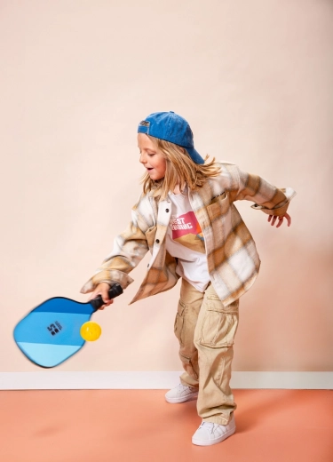 Palete ușoare pentru manevrare facilă