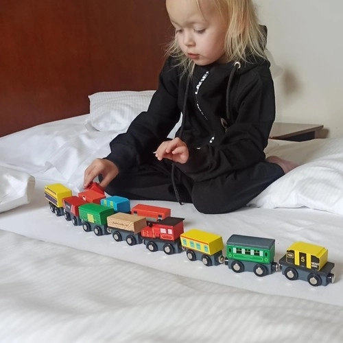 Circuit de tren din lemn Kruzzel 12 buc
