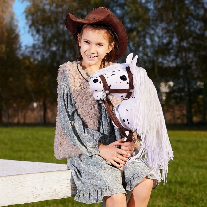 Cal pe băț Hobby Horse din colecția HOPPIHORSE Sport Edition în culoarea leopardului alb