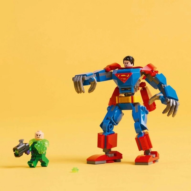 Mech-ul Superman contra Lex Luthor