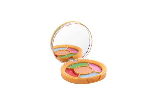 Luciu de buze și make-up într-un singur set