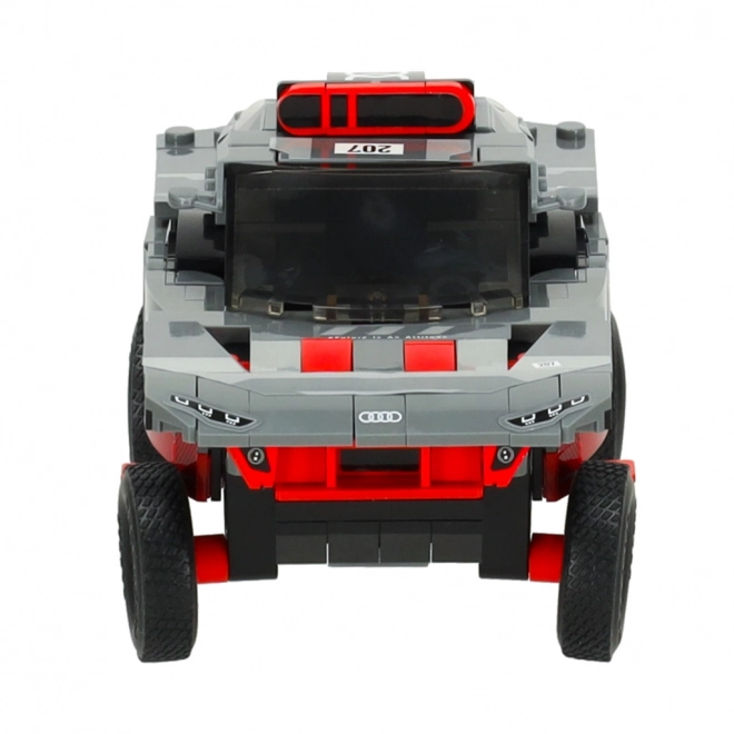 Mașină Audi RS Q e-tron de construit la scară 1:30