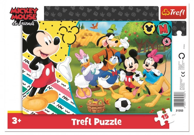 Puzzle Mickey Mouse la țară 15 piese