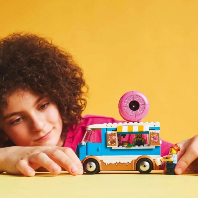 Cofetăria mobilă pe roți LEGO City