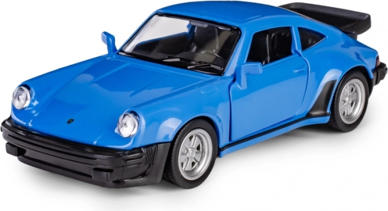 Uși care se deschid și interior detaliat