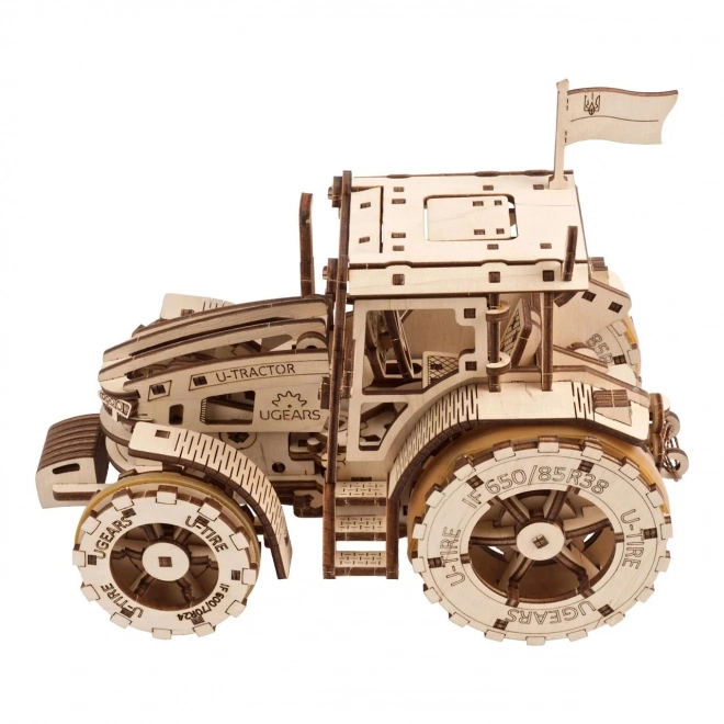 Puzzle mecanic 3D din lemn Tractor Ugears
