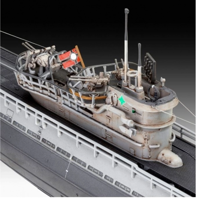 Model submarin german tip IX C/40 scara 1/144