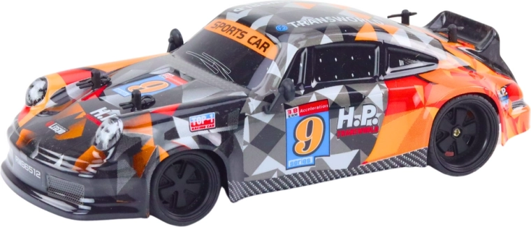 Design sportiv la scara 1:18