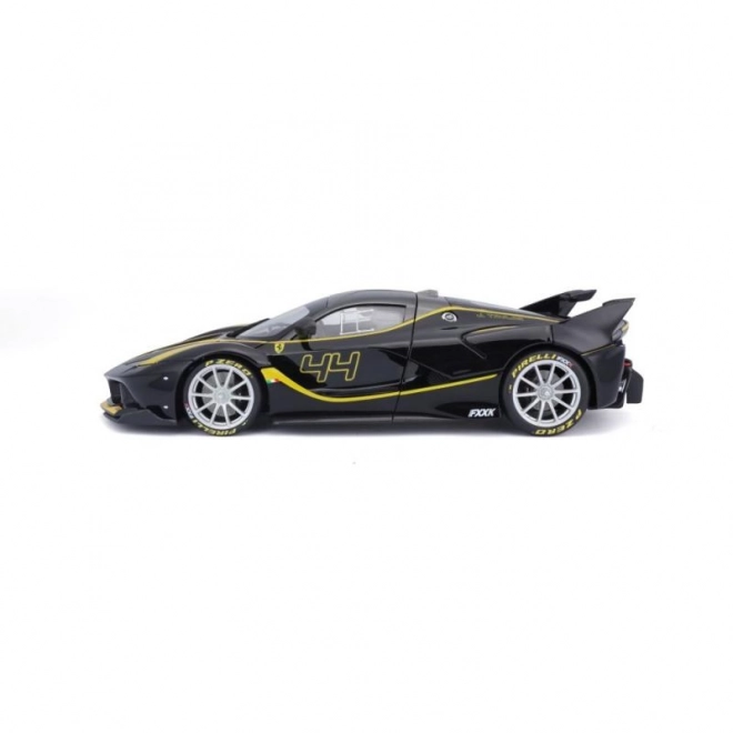 Model metalic Ferrari FXX K din seria Signature de la Bburago la scara 1:18