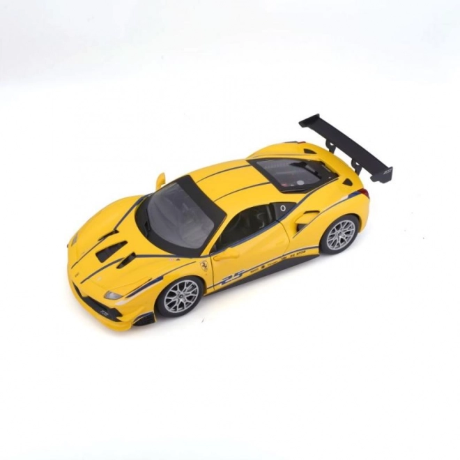 mașină de curse Ferrari 488 Challenge galbenă la scară 1:24