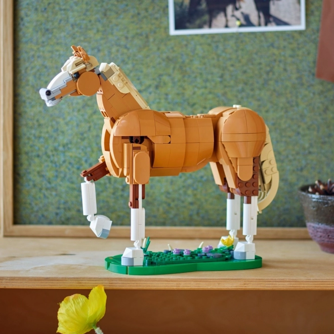 Set creativ LEGO Creator Cal frumos