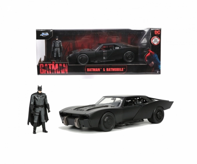 Batmobile metalic cu figurina Batman