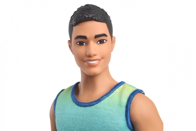 Ken Barbie – tricou ombre și pantaloni scurți