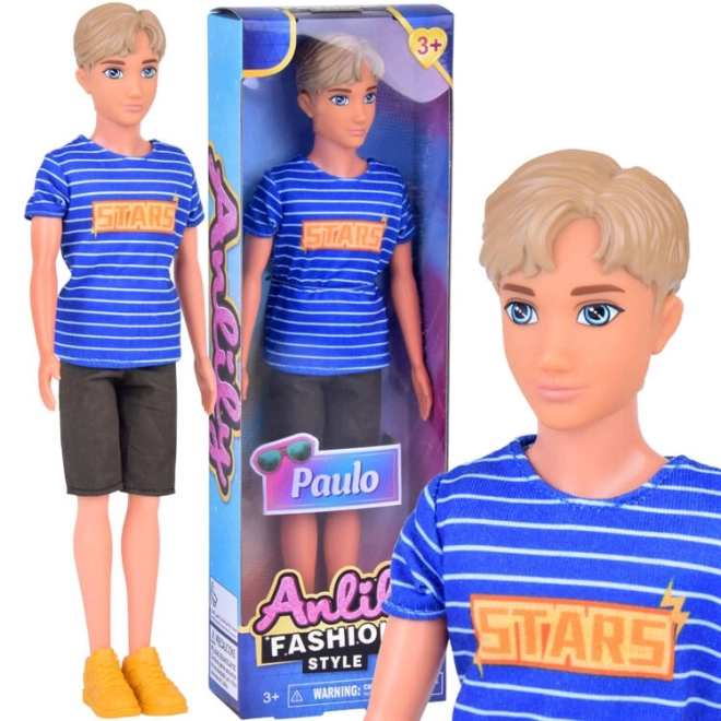 Păpușa stilată Paulo în haine de vară