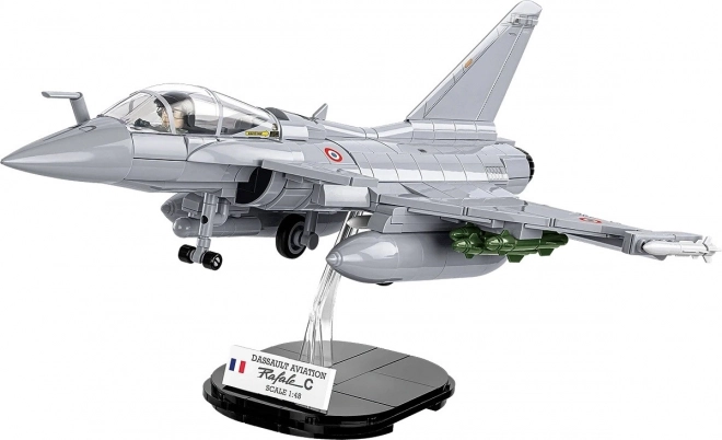 Joc de construcție Dassault Rafale C - 551 de piese