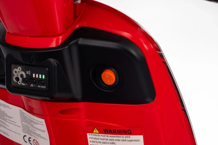 Audio bogat: Bluetooth, MP3, AUX