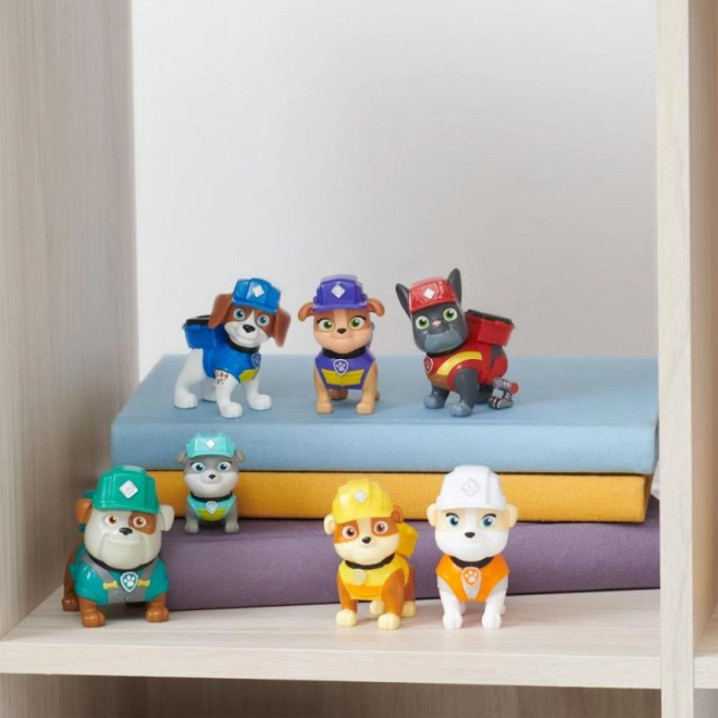 7 figurine de colecție într-un singur pachet