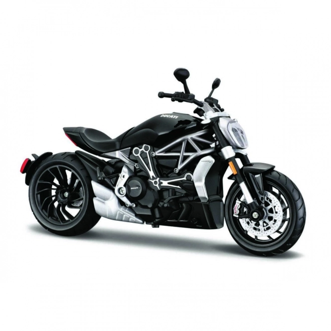 Motocicletă Maisto la scară 1:12