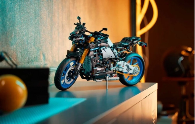 Motocicletă LEGO® Technic Yamaha MT-10 SP