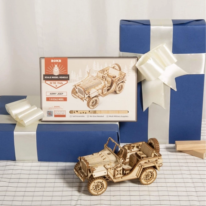 Puzzle 3D din lemn jeep militar Robotime Rokr