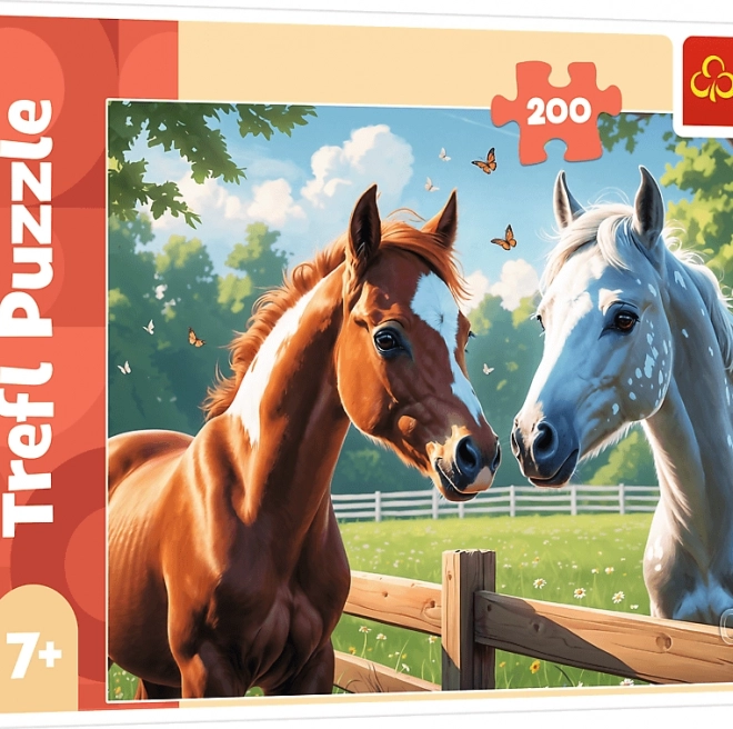 TREFL Puzzle Cai pe poiana 200 piese