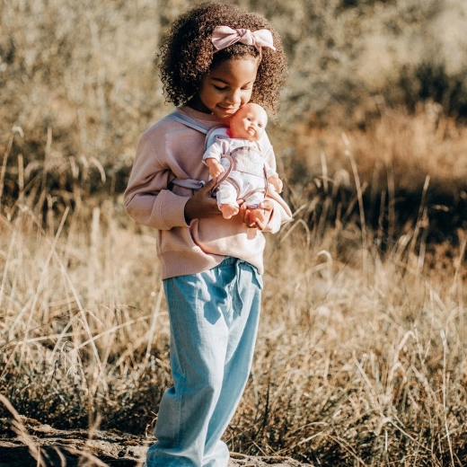 Ideal pentru păpuși de până la 42 cm