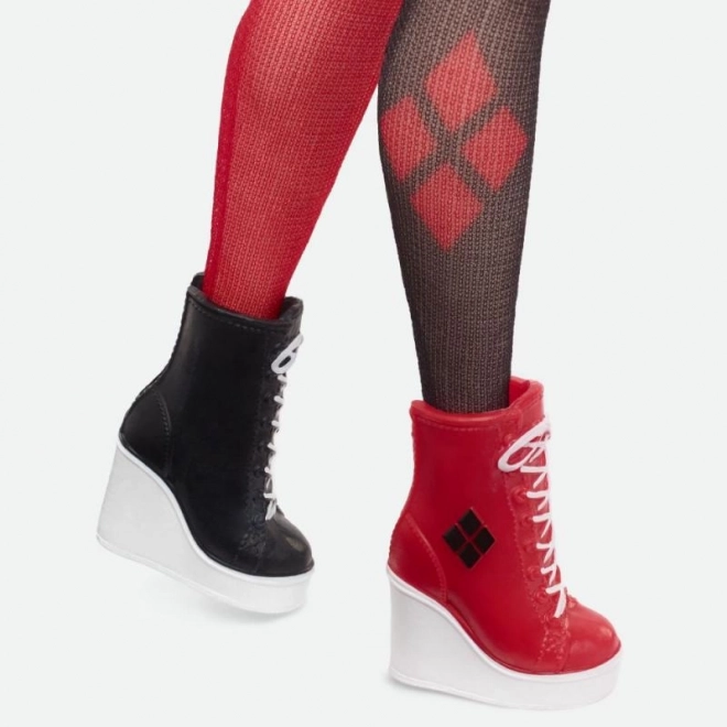 Păpușa Barbie Harley Quinn Aniversarea de 85 de ani a lui Batman