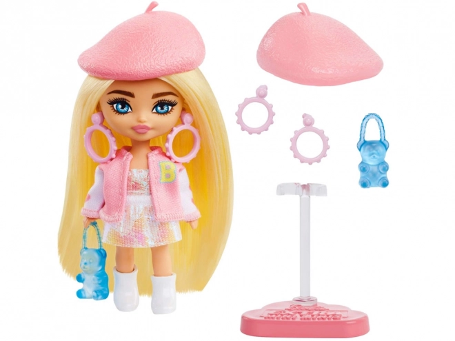 Păpușă Barbie Extra Mini Minis cu beretă