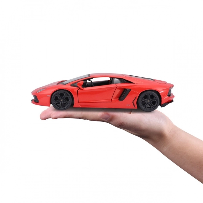 Model de mașină Lamborghini Aventador Coupé Maisto, metalic, 1:24