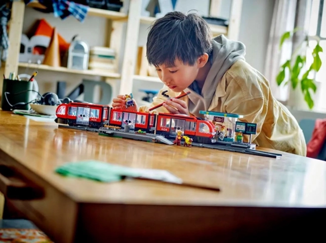 Tramvai Lego City cu stație