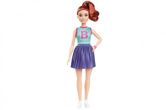 Barbie model cu fustă sport și maieu