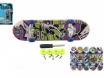 Skateboard deget cu accesorii