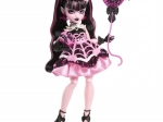 Păpușă Monster High petrecere înfricoșător de dulce – Draculaura