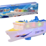 navă de agrement pentru pasageri cu lumini și sunete