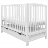 Pătuț pentru copii New Baby Lilly cu laterala culisantă și sertar alb