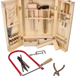 Cutie din lemn cu unelte metalice