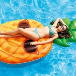 Saltea gonflabilă în formă de ananas