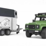 BRUDER LAND ROVER DEFENDER cu remorcă pentru cai