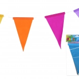 Ghirlandă din hârtie cu stegulețe