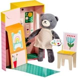 Ursuleț de pluș în studioul de pictură PETIT COLLAGE