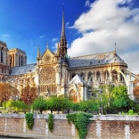 Puzzle Notre-Dame din Paris 2000 piese BLUEBIRD