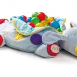 Câine de pluș multifuncțional cu mingi Niny