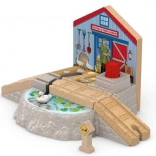 Calea Ferată din Lemn cu Trecere pentru Rățuște