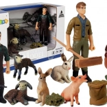 Set figurine Fermă: Animale domestice și fermier