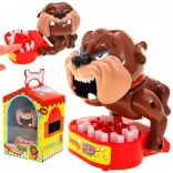 Câine mușcăcios joc reflex