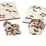 Ugears puzzle 3D mecanice din lemn – 4 brelocuri mecanice Simboluri de caracter