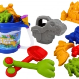 Set de nisip cu dinozauri, cu găleată cu duș, lopățică, greblă și forme