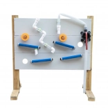 Set de joacă din lemn pentru apă Classic World Edu suport + accesorii pentru apă și nisip